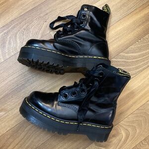 Dr. Martens Molly Combat Boot Black Buttero Smooth Leather Womens 7 - NICE!